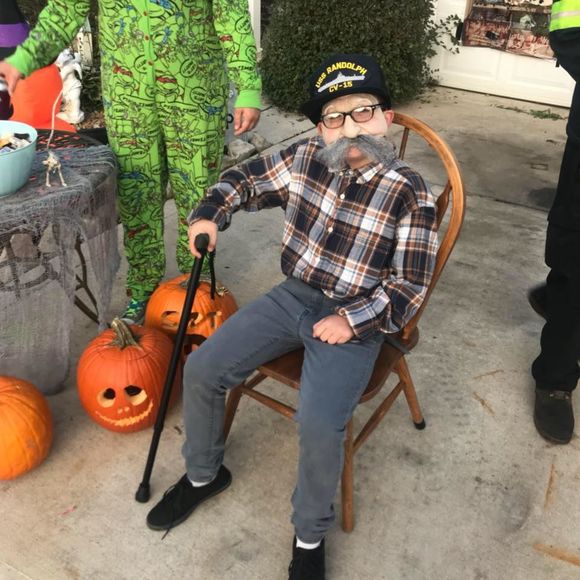 Meet your Posher, Justin - Picture 1 of 1